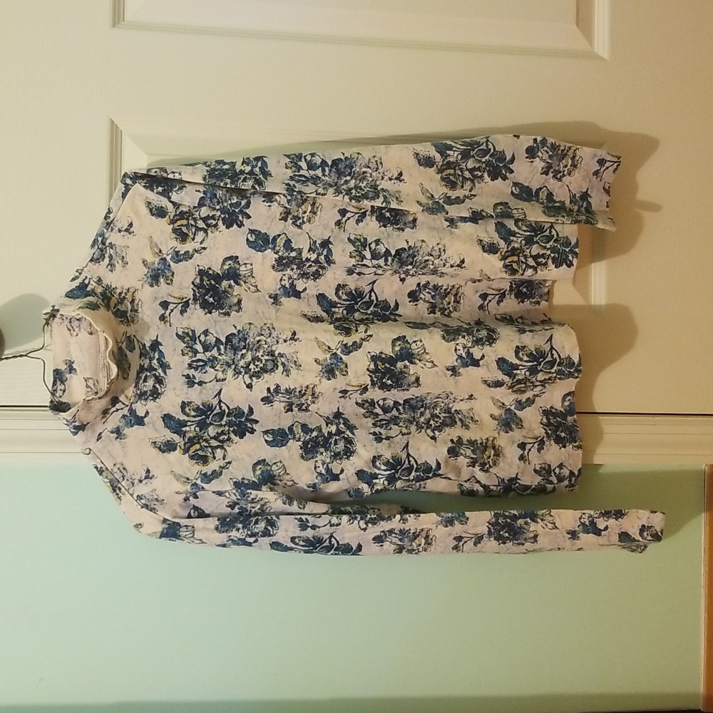 Laura scott floral shirt